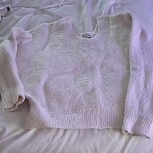 She + Sky Soft White V-Neck Sweater